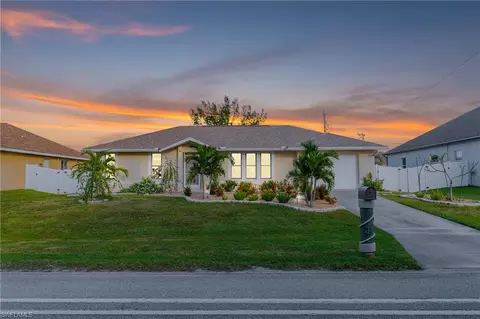 3601 Surfside Blvd, Cape Coral, FL 33914