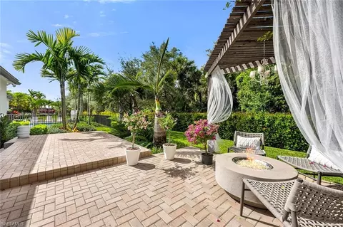 Exterior - 11241 Daphne Ct, Naples, FL 34120 photo 2 of 12