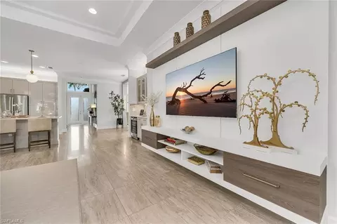 Entry Way - 11241 Daphne Ct, Naples, FL 34120 photo 2 of 4