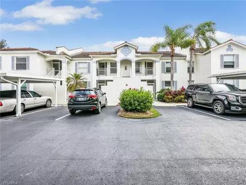 1042 Mainsail Dr #813, Naples, FL 34114