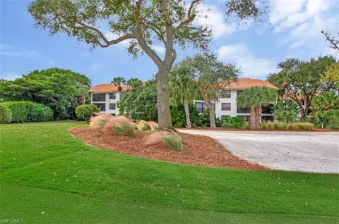 5880 Via Lugano #201, Naples, FL 34108