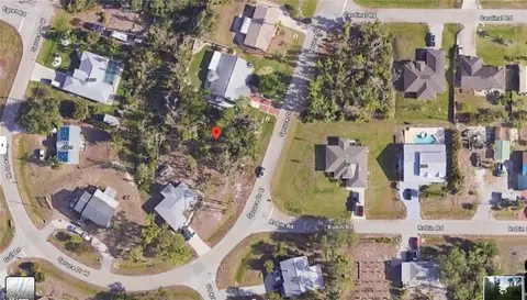18758 Spruce Dr E, Fort Myers, FL 33967