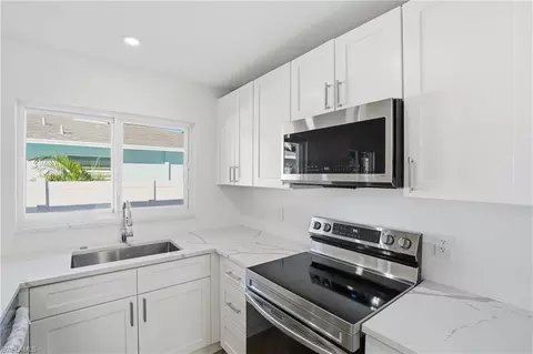 814 101st Ave N, Naples, FL 34108 photo 16