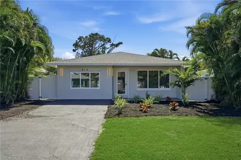 814 101st Ave N, Naples, FL 34108