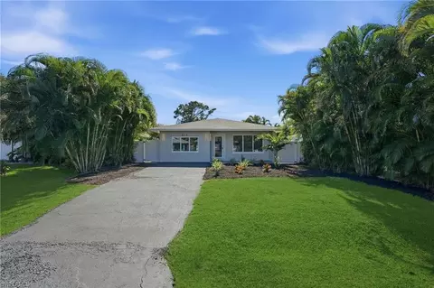 814 101st Ave N, Naples, FL 34108 photo 4