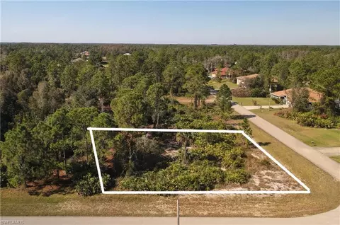 828 Fullerton Ave S, Lehigh Acres, FL 33974
