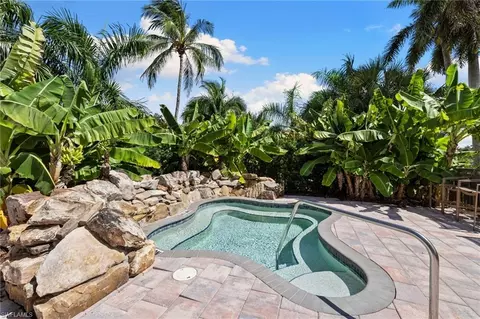 Exterior - 19013 Ridgepoint Dr, Estero, FL 33928 photo 5 of 7
