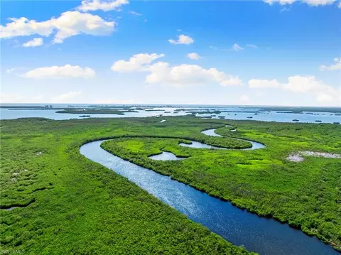 View/Area - 19013 Ridgepoint Dr, Estero, FL 33928 photo 6 of 9