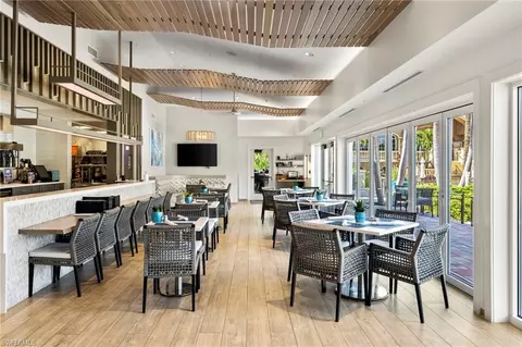Dining - 19013 Ridgepoint Dr, Estero, FL 33928 photo 4 of 4