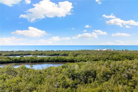 View/Area - 6897 Grenadier Blvd #902, Naples, FL 34108 photo 3 of 4