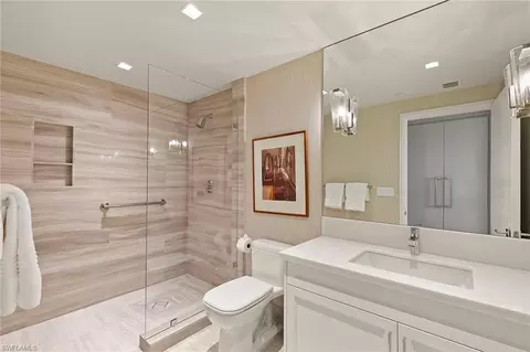Bath - 6897 Grenadier Blvd #902, Naples, FL 34108 photo 5 of 6