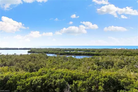 View/Area - 6897 Grenadier Blvd #902, Naples, FL 34108 photo 2 of 4