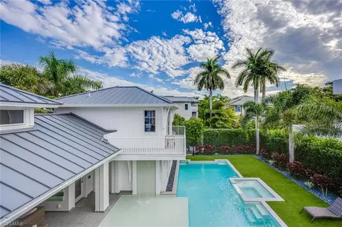 Exterior - 730 9th Ave S, Naples, FL 34102 photo 11 of 11