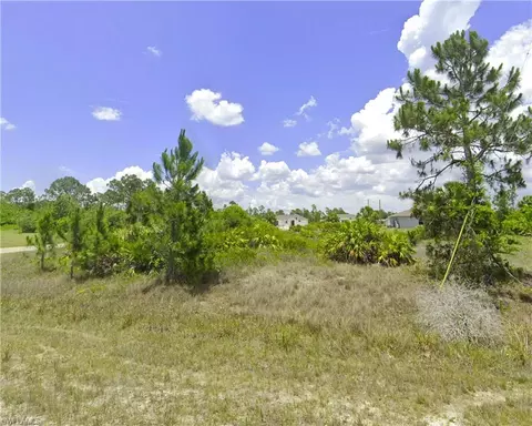 919 Grafton St, Lehigh Acres, FL 33974