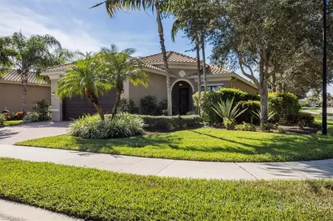 13456 Mandarin Cir, Naples, FL 34109