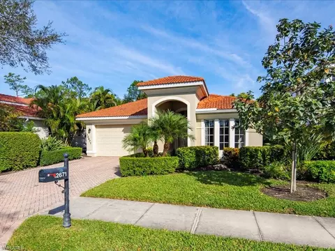 Exterior - 12671 Biscayne Ct, Naples, FL 34105 photo 1 of 14