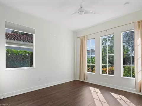 Bedroom - 12671 Biscayne Ct, Naples, FL 34105 photo 5 of 7