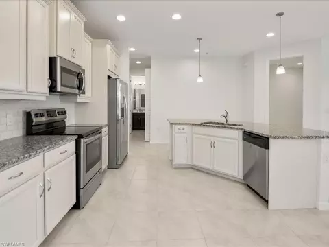 26139 Palace Ln #202, Bonita Springs, FL 34135