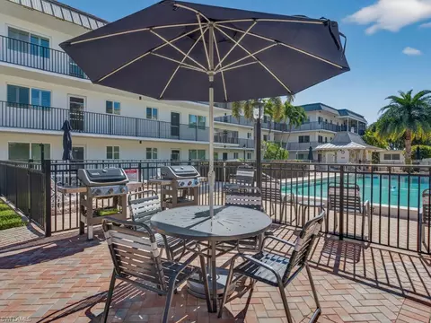 Exterior - 766 Central Ave #101, Naples, FL 34102 photo 3 of 5