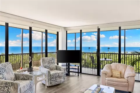 11 Bluebill Ave #702, Naples, FL 34108