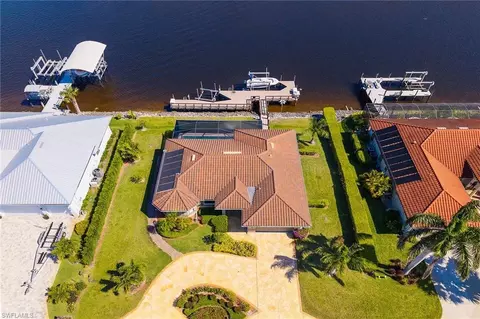 171 Sunset Cay, Naples, FL 34114 photo 4