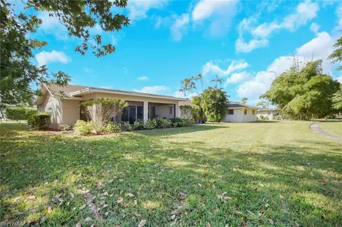 Exterior - 687 Cypress Way E, Naples, FL 34110 photo 4 of 7