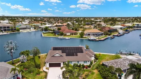 1236 Lamplighter Ct, Marco Island, FL 34145