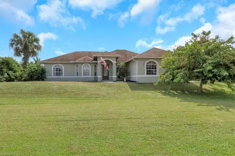 748 41st Ave NW, Naples, FL 34120