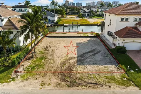 418 Seagull Ave, Naples, FL 34108 photo 2