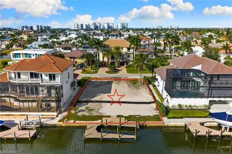 418 Seagull Ave, Naples, FL 34108 photo 14