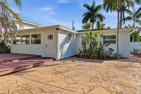 1235 Rordon Ave, Naples, FL 34103 photo 35