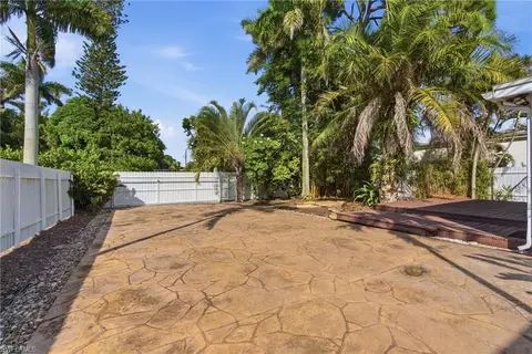 1235 Rordon Ave, Naples, FL 34103 photo 32