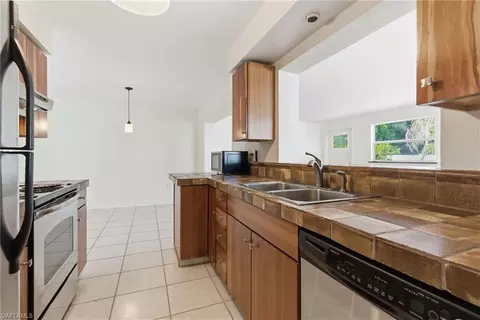 1235 Rordon Ave, Naples, FL 34103 photo 9