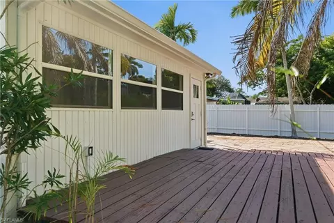 1235 Rordon Ave, Naples, FL 34103 photo 34