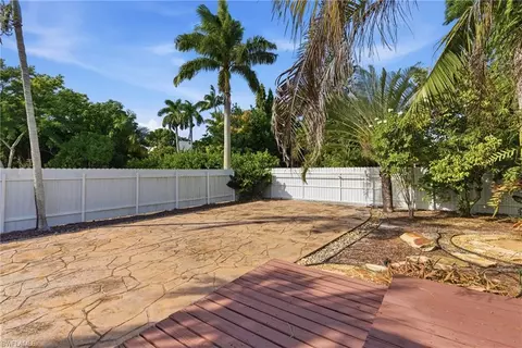 1235 Rordon Ave, Naples, FL 34103 photo 31