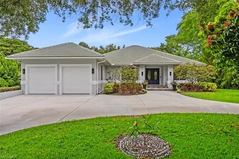 5730 Golden Gate Pkwy, Naples, FL 34116