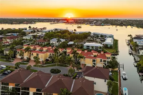 1160 Clam Ct #3, Naples, FL 34102