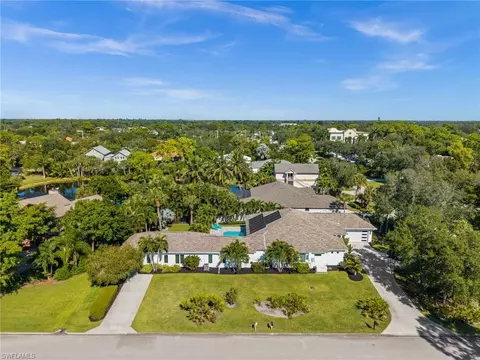 View/Area - 1963 Bethany Pl, Naples, FL 34109 photo 2 of 2