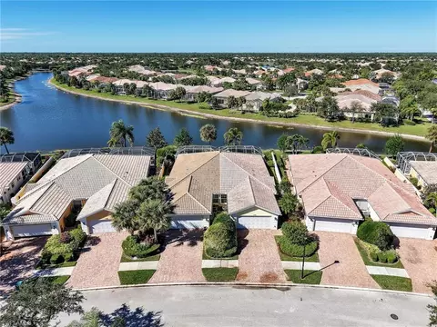 8205 Xenia Ln, Naples, FL 34114