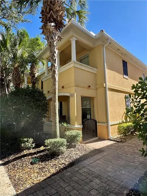 28203 Jeneva Way, Bonita Springs, FL 34135