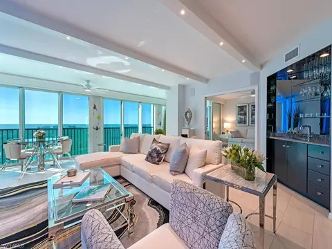 7515 Pelican Bay Blvd #9C, Naples, FL 34108