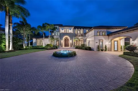 2125 Canna Way, Naples, FL 34105
