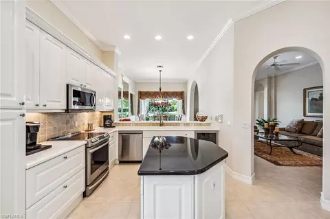 8499 Mallards Way, Naples, FL 34114 photo 6