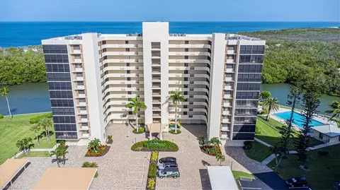 15 Bluebill Ave #806, Naples, FL 34108