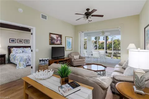 6760 Beach Resort Dr #9, Naples, FL 34114