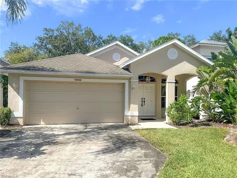 13609 Admiral Ct, Fort Myers, FL 33912