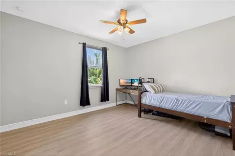 Bedroom - 3328 Pilot Cir, Naples, FL 34120 photo 3 of 3