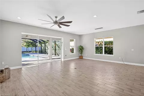 Living - 3328 Pilot Cir, Naples, FL 34120 photo 3 of 7