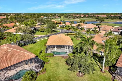 View/Area - 6972 Amen Corner Ct, Naples, FL 34113 photo 2 of 6