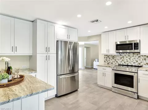 79 Burning Tree Dr, Naples, FL 34105 photo 9